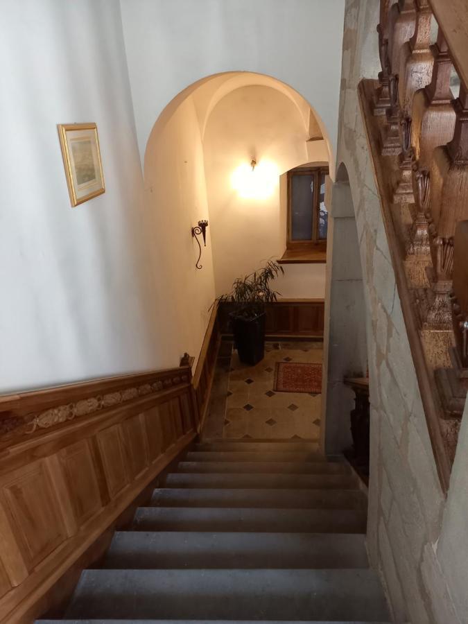 Les Meubles Du Colombier Appartement Lons-le-Saunier Buitenkant foto