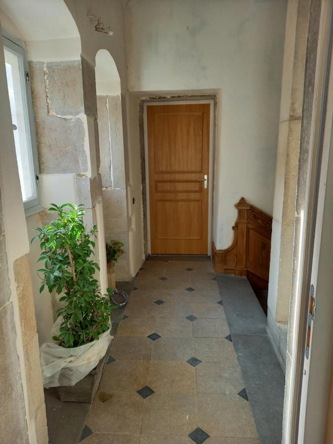 Les Meubles Du Colombier Appartement Lons-le-Saunier Buitenkant foto